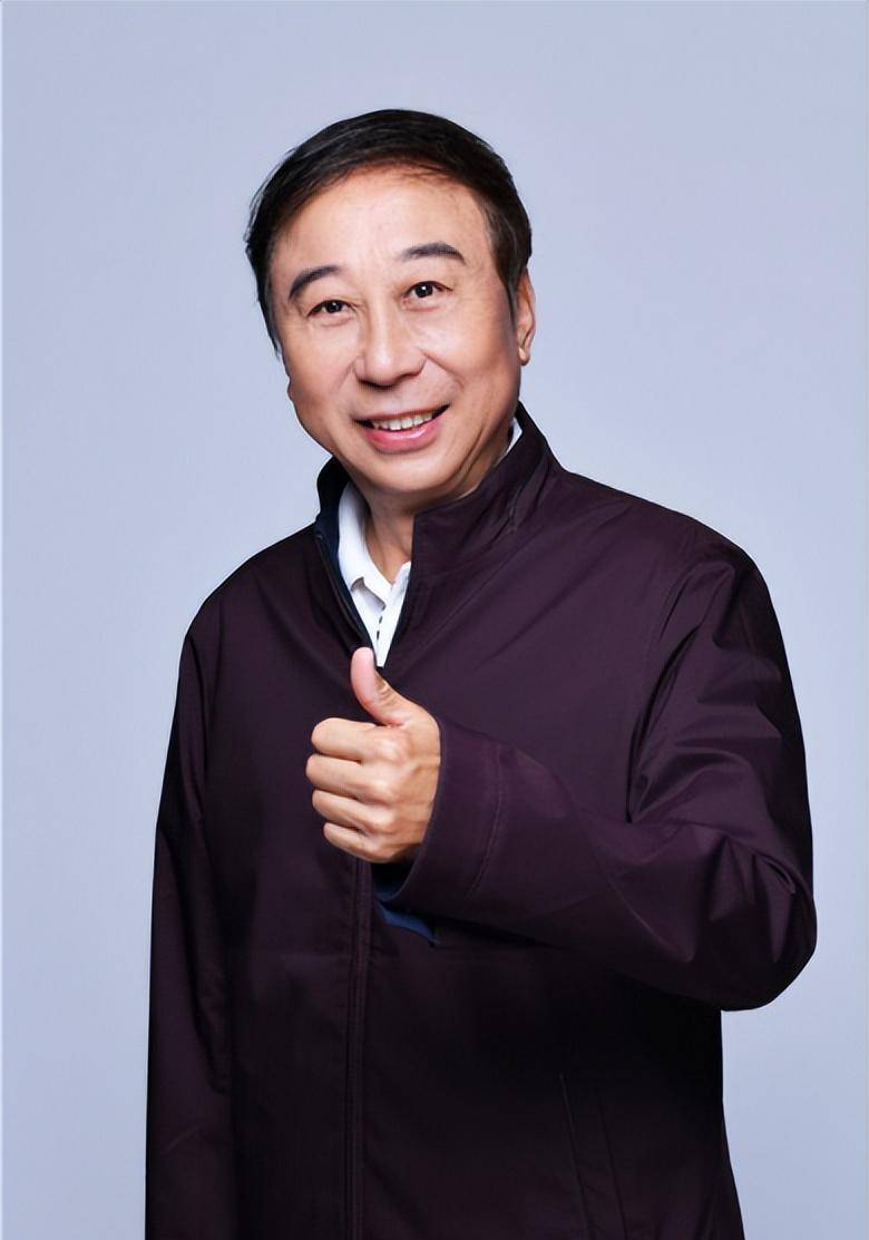 不八卦,不炒作,冯巩六的徒弟各有所长,贾玲为何只能屈居第二?