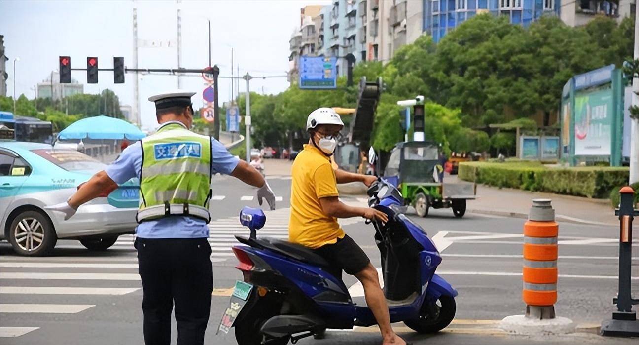 兩類電動車禁售,上路行駛將罰款,扣車,車主記得規避_搜狐汽車_搜狐網