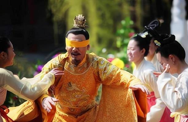 古代皇帝身边那些妃子的颜值,仅仅也就现在"班花"的水准?