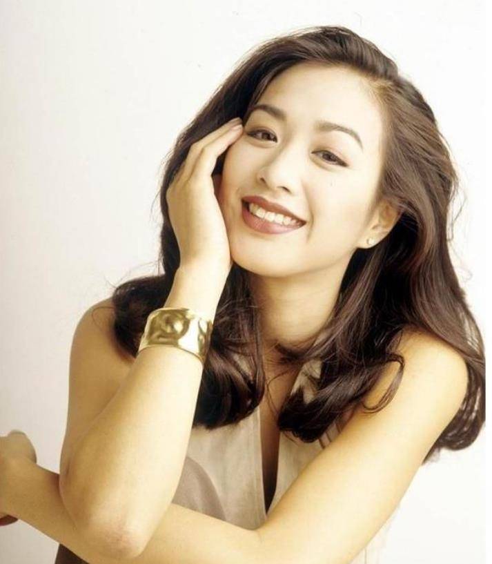 一场直播,揭开了钟丽缇所有的"体面"_网友_张伦_丈夫