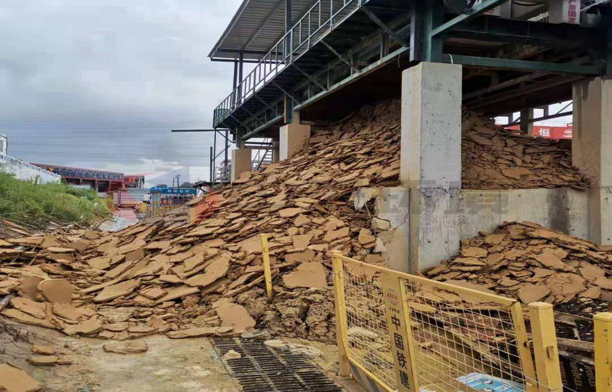 二,中天环节盾构泥浆处理系统的特点和优势:1.