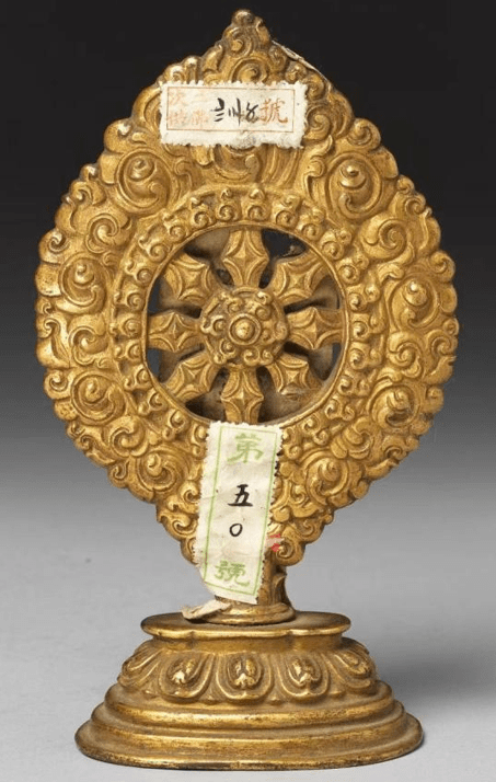 浅谈乾隆官窑五供和法轮_供养_青花_珐琅