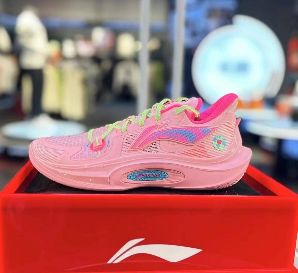 粉色主题篮球鞋总是更具话题感_设计_部位