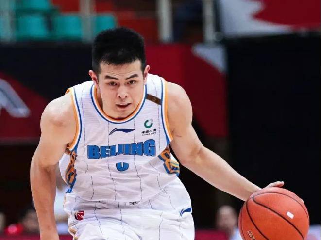 方超巨不上,北京首钢像换了支球队似的,打的好,打的真好_方硕_刘晓宇