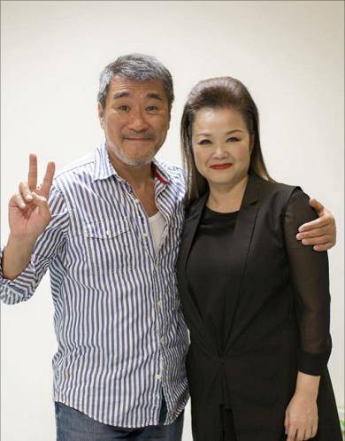 惊艳了所有人带着淡漠哀怨变化演唱梦醒时分时当陈淑桦让她成了干练的