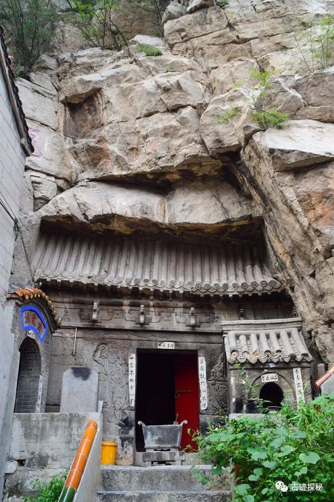 上二图:安阳黄龙洞上图:韩琦之父韩国华的神道碑本文已获作者授权发布