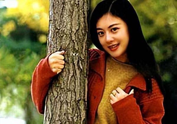 电视主播姜丰:为爱成国外人,分手后独自带儿女,久居国外很潇洒_理查德杜比_生活_孩子