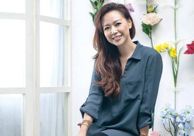 女星钟丽淇自曝近况,10岁女儿不会说话走路,经常抽搐情况危急_家人_胡