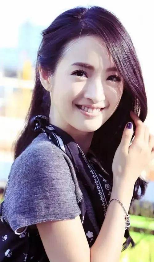 刚看到一个日本人眼中的中国9大美女排名,我不敢苟同_陈乔恩_不知道
