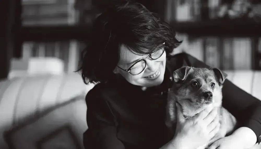 《半边天》张越:单身至今养狗为伴,助韩红成名,退休后精彩跨界_节目