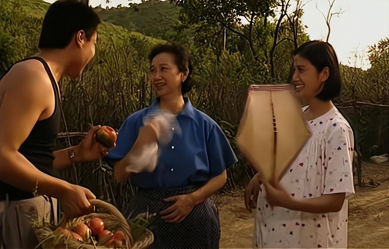 导演陈雨田离去,代表作《篱笆女人和狗》,农村三部曲反响热烈_电视剧