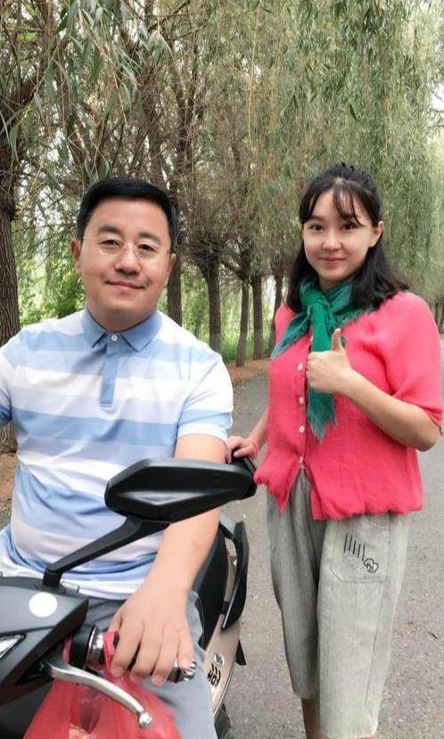 演员吴云飞和孙丽荣在过去两年也越来越受欢迎.