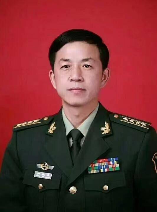 陈绪富,男,1965年5月出生,湖北省黄石市阳新县洋港镇人,中共党员.