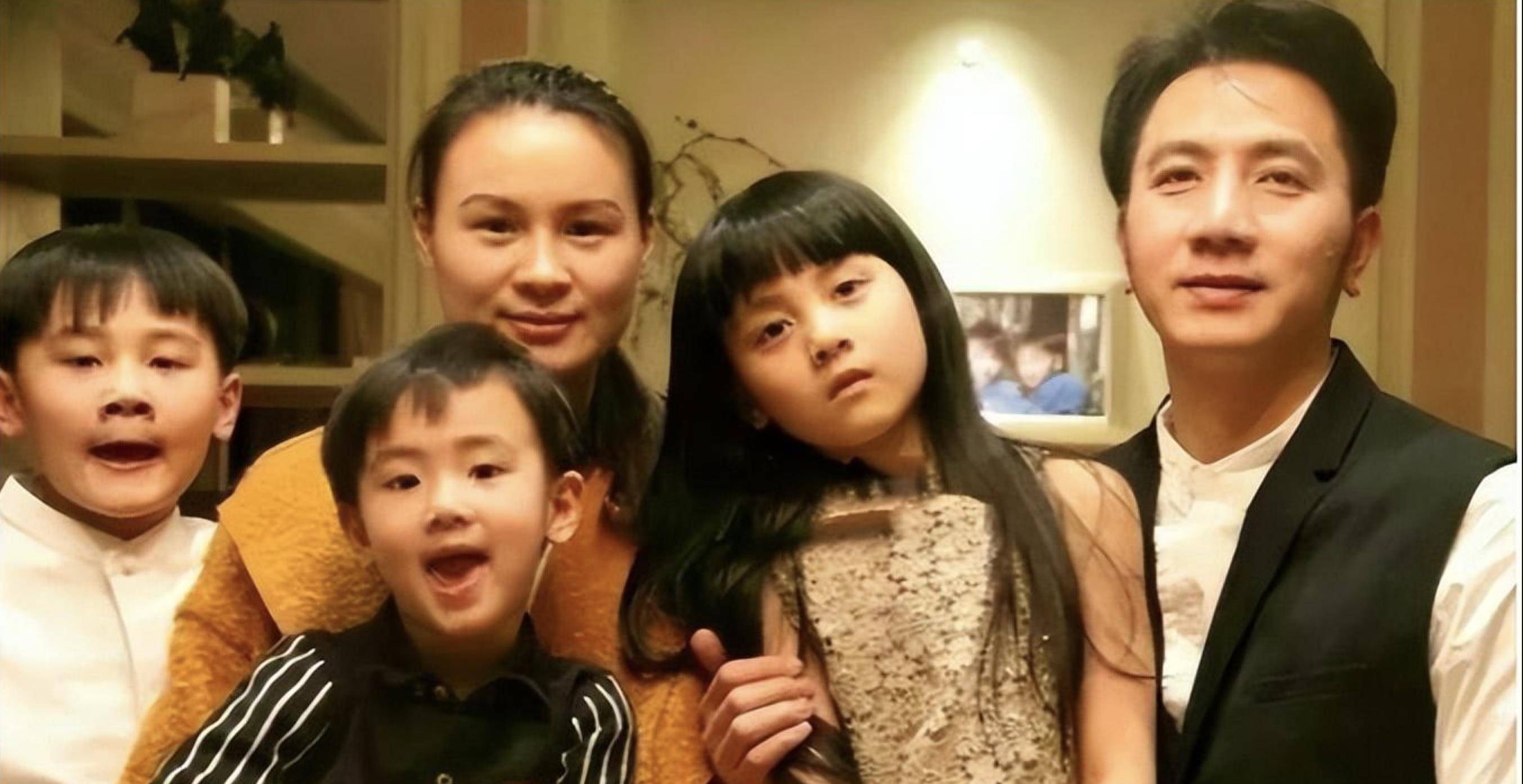 消失2年后,林生斌重回热搜第一,他的报应终于来了_朱小贞_莫焕晶_孩子