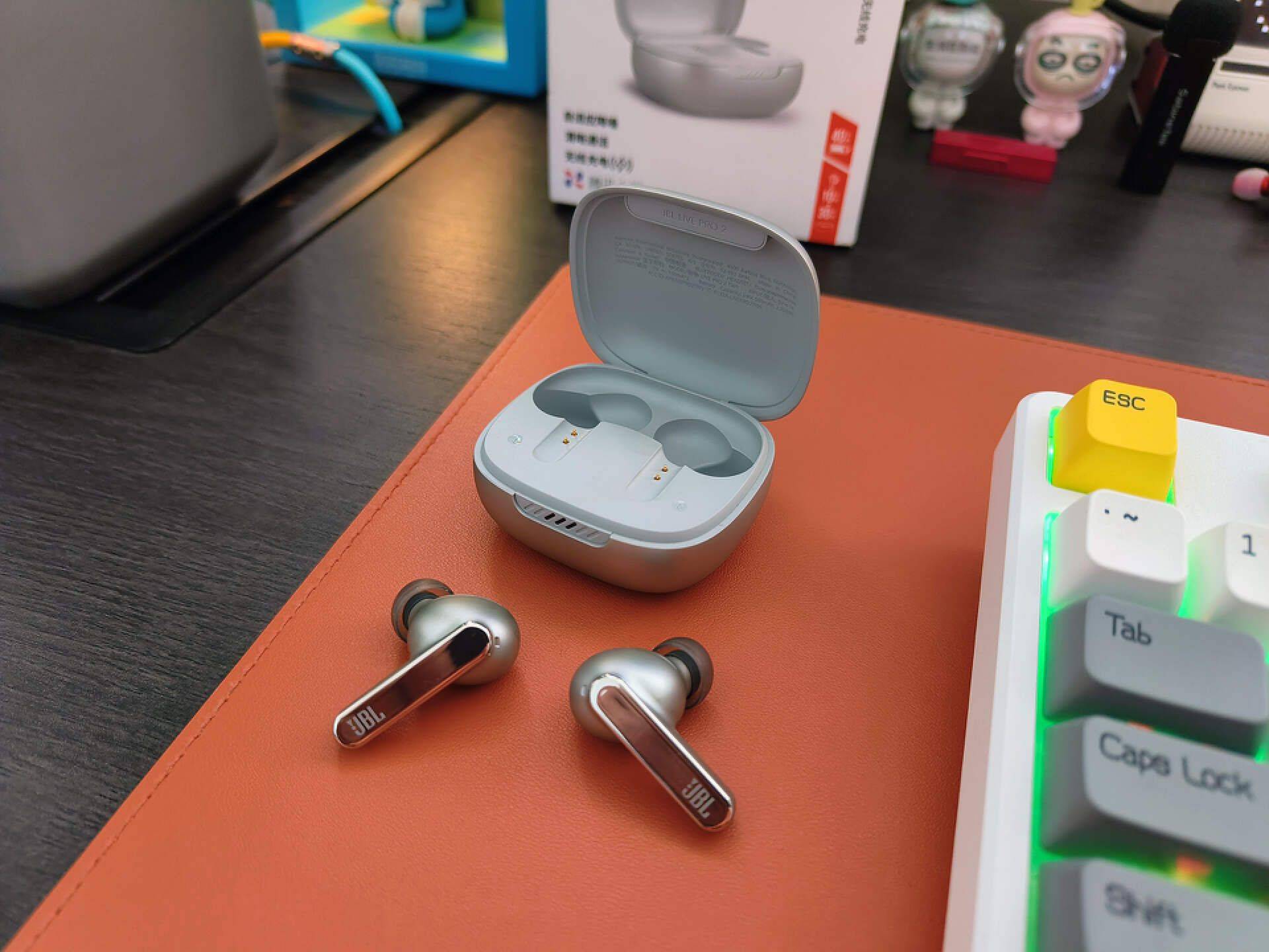 谁说无线耳机无法媲美有线耳机,jbl live pro 2耳机入手体验!