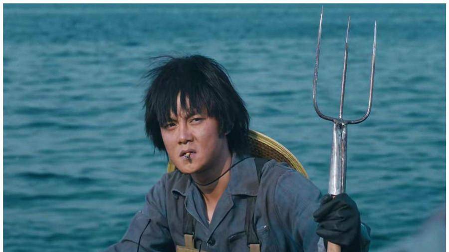 上出现了很多给大家带来美好青春回忆的瞬间,不管是古惑仔几人的重聚