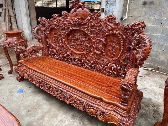 黄花梨宝鼎沙发的特点与魅力_家具_木材_价值