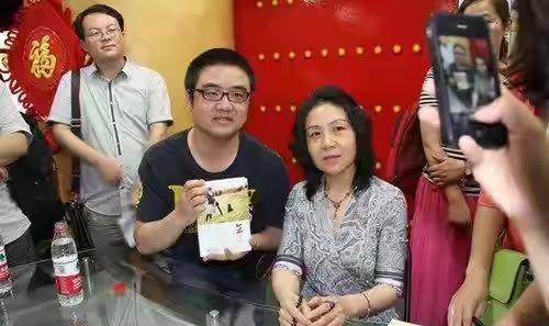 池莉:婚姻到头,隐瞒女儿两年,结果孩子早就知道_生活_中篇小说_作品