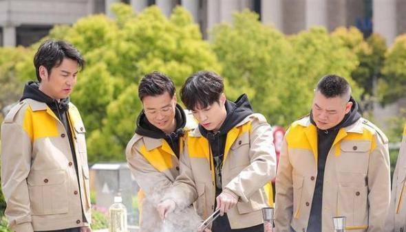 比如新一期的《极限挑战》和韩国《新西游记》中的人物就很多相似之处