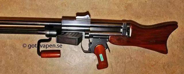 瑞典m/21,m/37和m/40三款轻机枪的演变历史_枪管_弹匣_射击