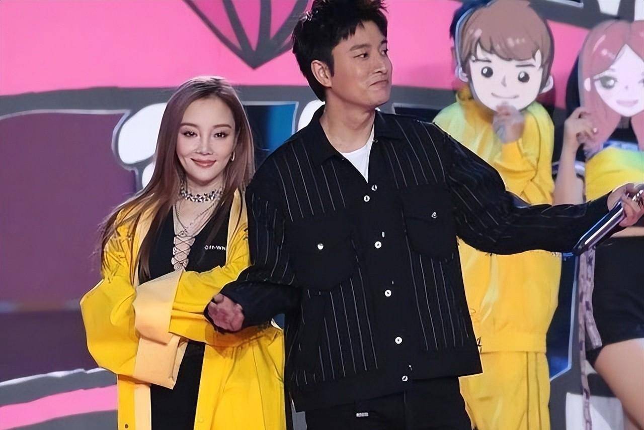 不改,妄想披着马甲复出,网友一眼认出直接"举报"_李小璐_贾乃亮_时候