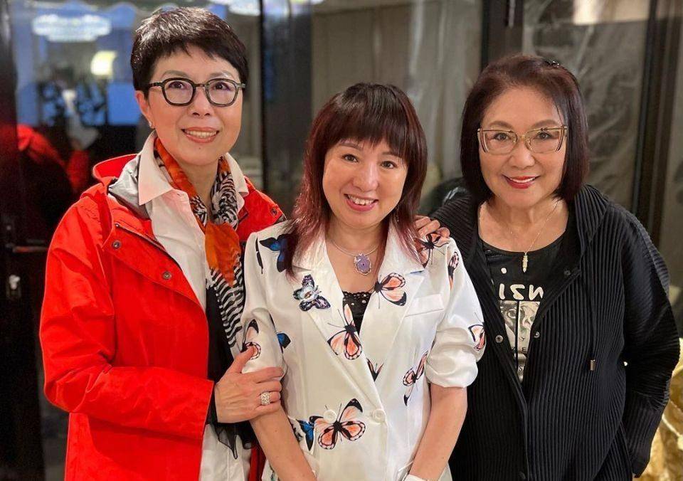 沃伦·夏雨,李司棋,阮兆祥等红心明星很少聚在一起,关菊英和他的密友