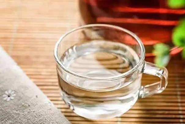 牙疼怎么止疼最快半夜里疼？7个紧急止痛法，快速缓解牙疼-怎么缓解夜间牙痛