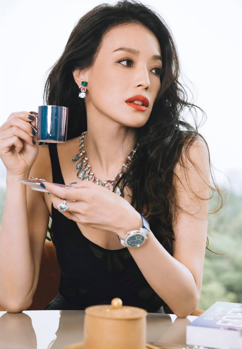 舒淇||宝格丽红毯慢镜头 岁月从不败美人_活动_全场_珠光宝气