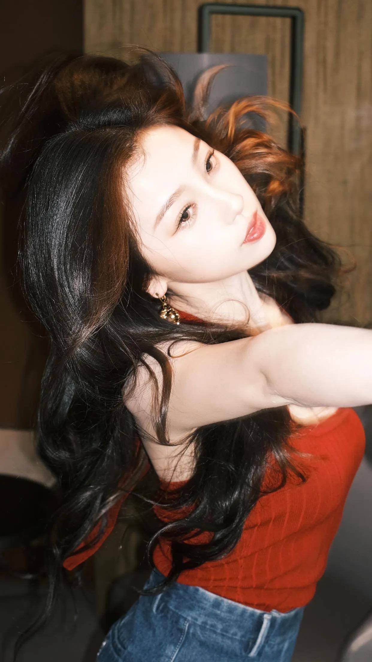 虞书欣高清写真壁纸_爱心_影响力_大奖