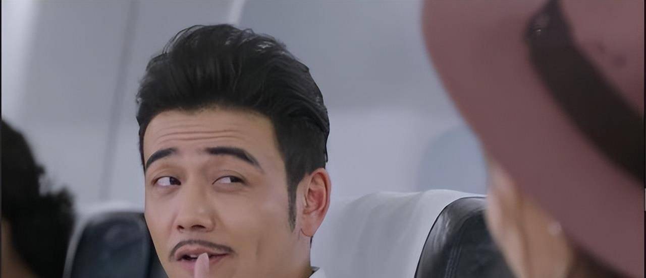 然而,杨烁丝毫不在意身上的标签,在霸总的人设上一骑绝尘.