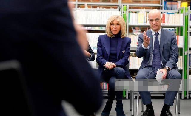 66岁布丽吉特访华回来不休息!