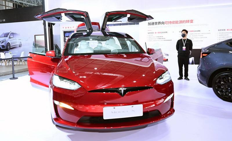 2023安徽五一车展| 特斯拉model x烈焰红实车首秀(图)_搜狐汽车_搜狐