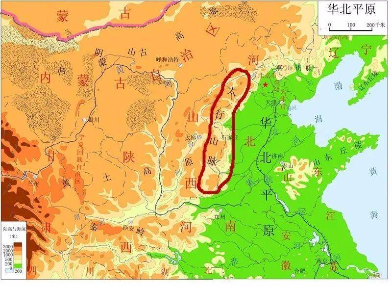 太行山脈陰山山脈位於內蒙古自治區的中部,是保護河套平原的天然屏障