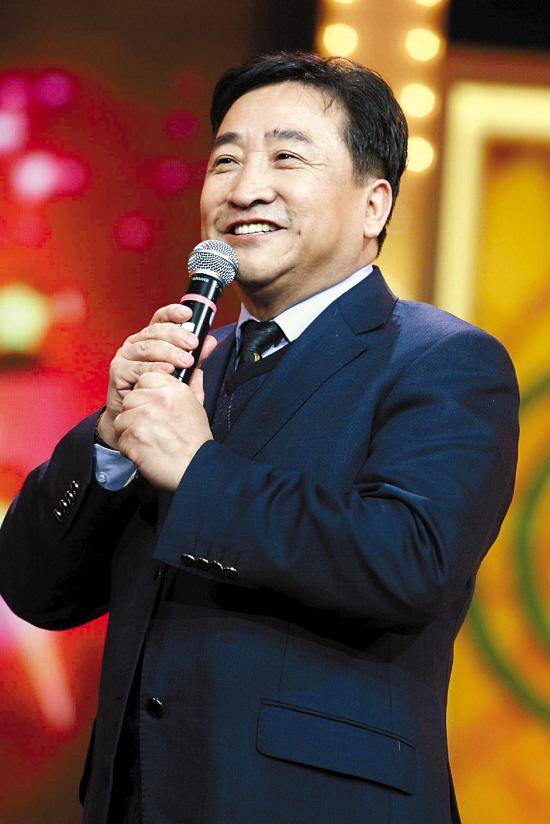 拿体制内工资住上亿豪宅,姜昆比郭德纲还有钱?