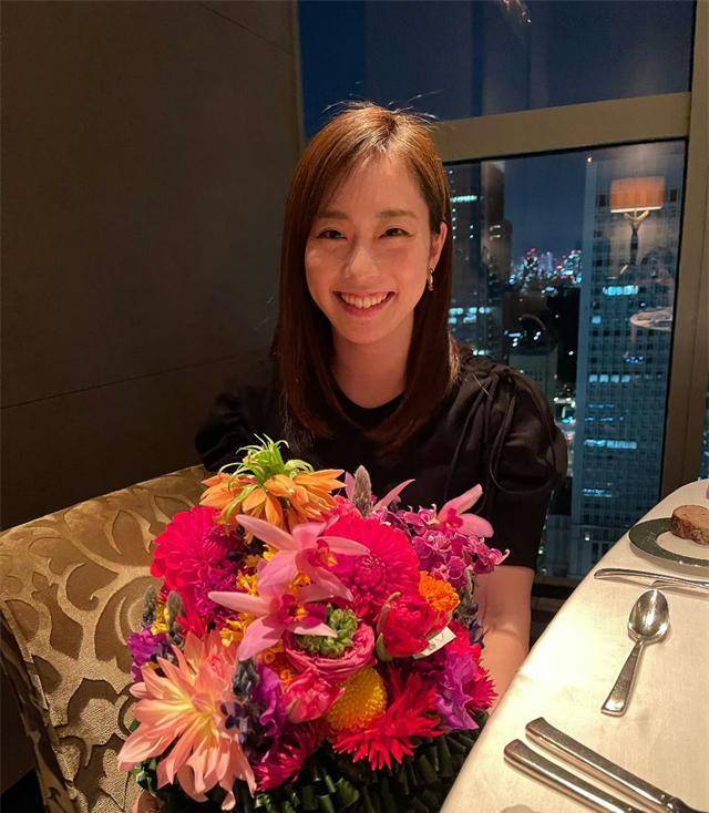 谢中国人帮忙,称为学中文骄傲,有望嫁到中国_石川佳_球迷_事业