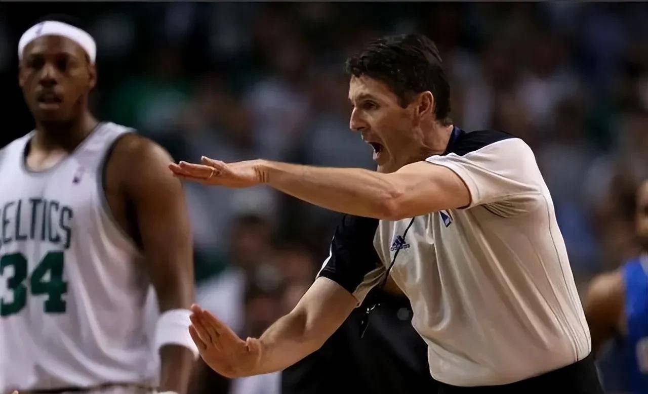 盤點NBA裁判的十八般兵器