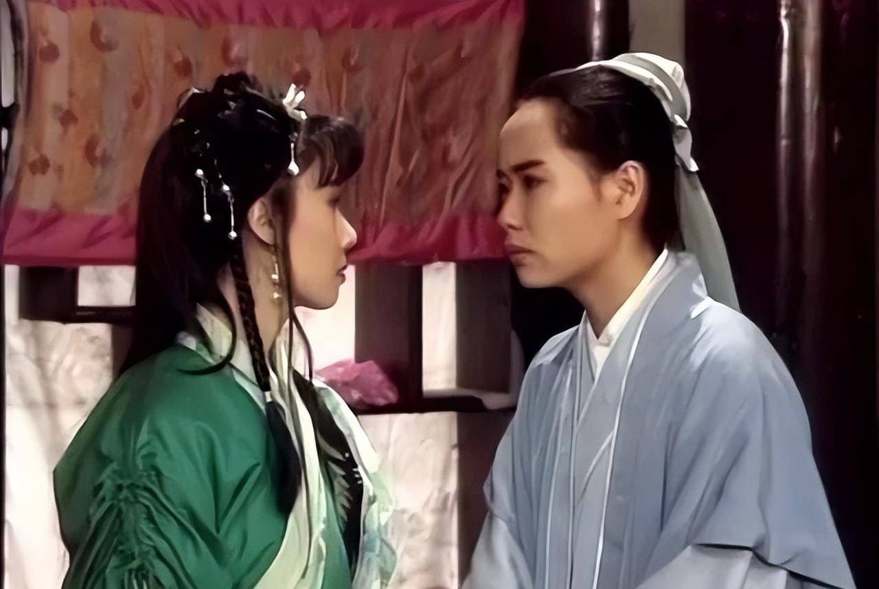 新白:难怪碧莲能嫁文曲星许仕林?你看她是啥身份?