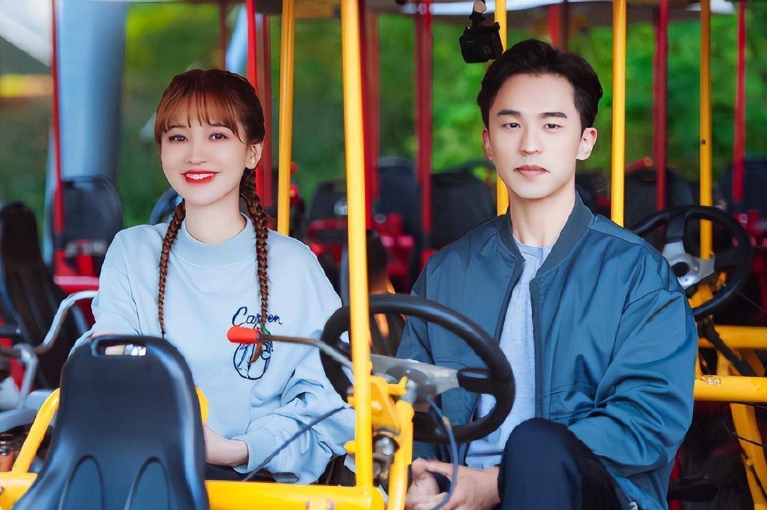 38岁金莎公布恋情,男友身份曝光,交往半年多,前任已领证结婚_盛况