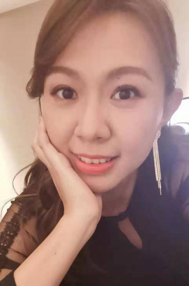 近日,在某个活动现场中,卓依婷再次出现在观众视野中,虽然说现在的她