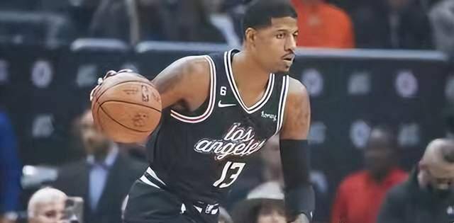 为什么保罗-乔治没有在季后赛对阵太阳队的比赛中复出_快船队_球员_1