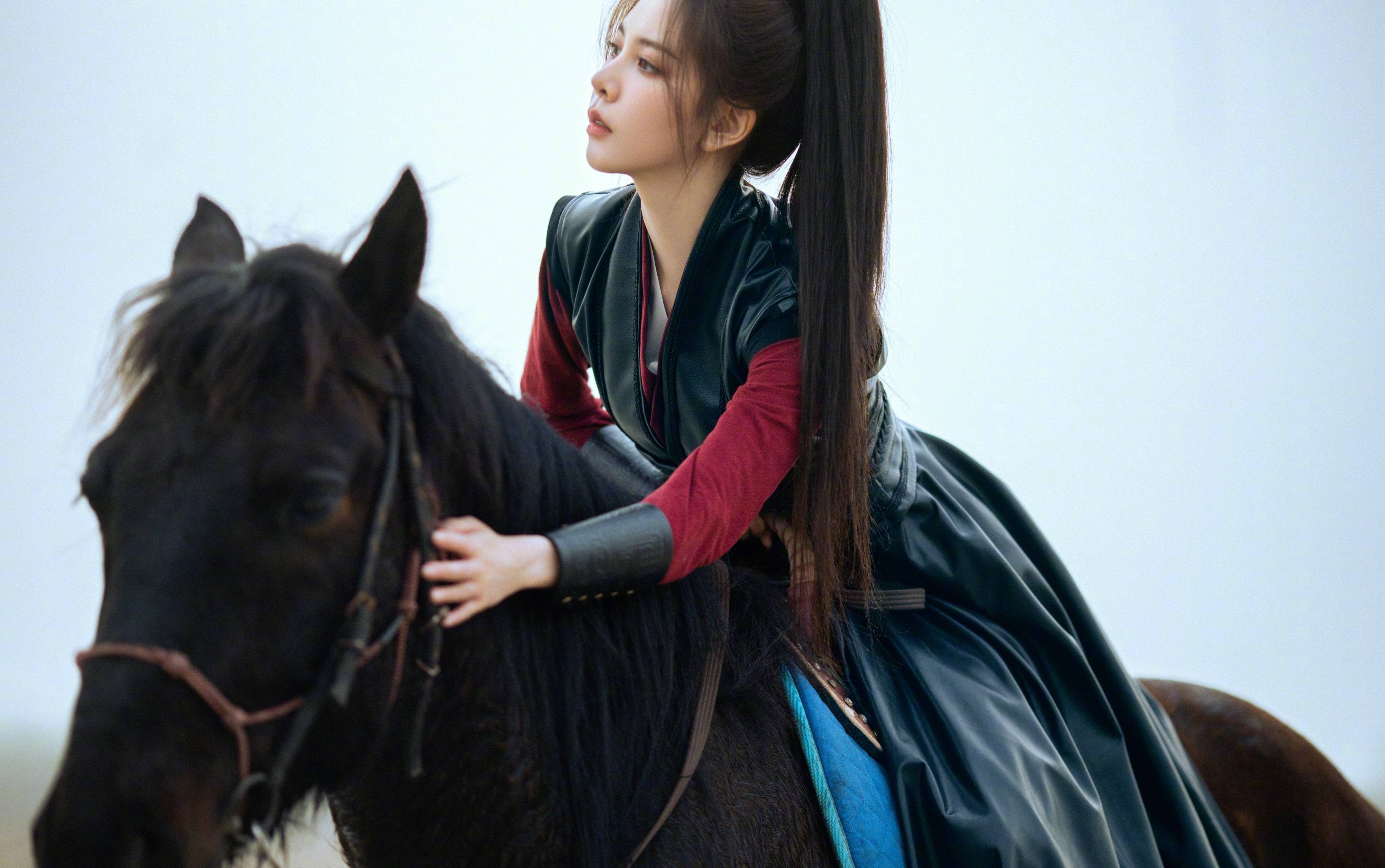 宋妍霏女侠范酷飒霸气写真_身材_显得_一身