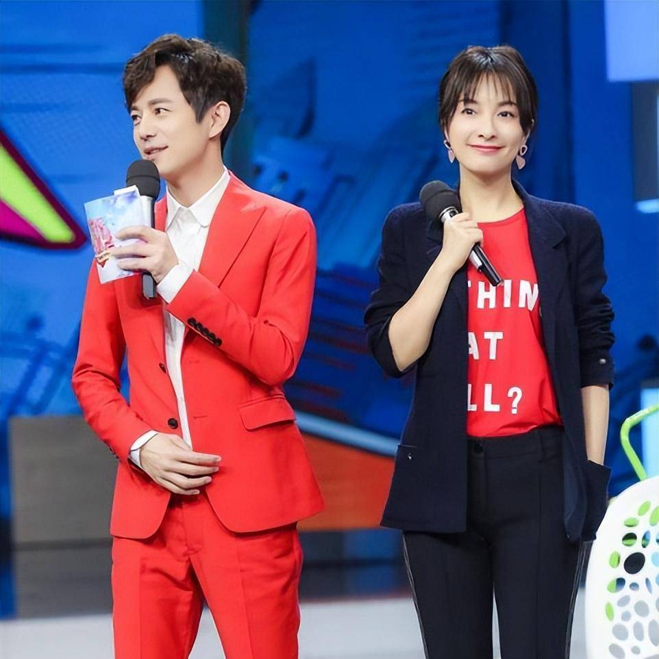 49岁何炅的"囧",撕开了内娱最残酷的一面,或许他的干净就是罪_时候