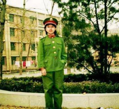 韩红20岁的照片图片