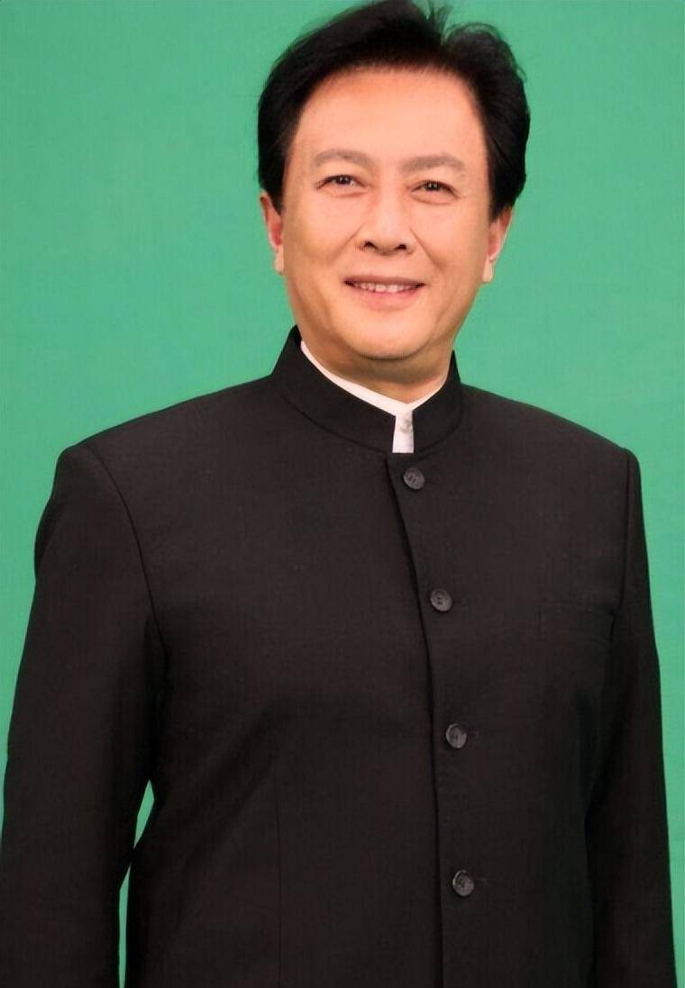 一场生日宴,娱乐圈的残酷真相,在71岁唐国强身上展现的淋漓尽致_孙涛