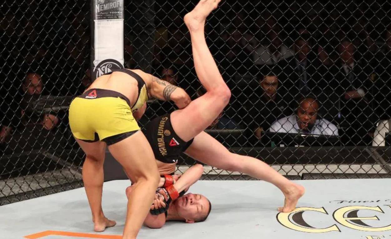 巴西球员安德拉德对闫晓楠来说是非常重要的拳击手.