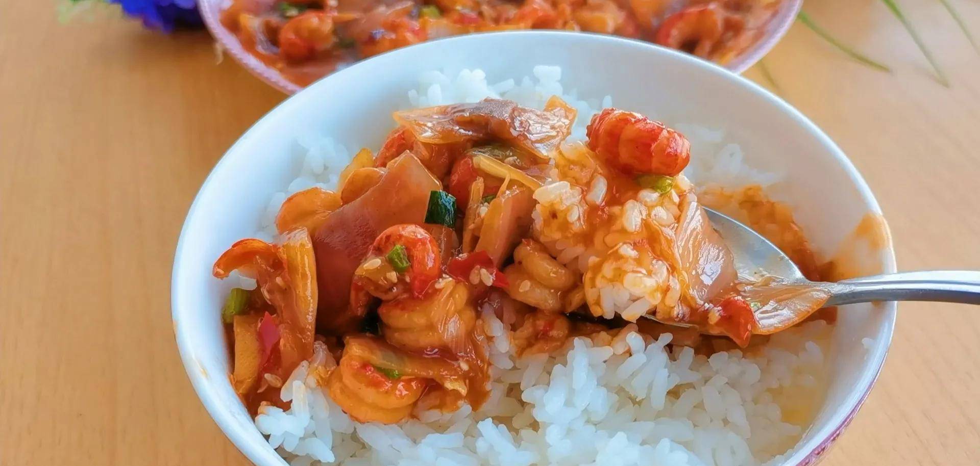 糖醋虾尾,酸甜可口,连汤汁都下饭,我家大小朋友吃了上顿想下顿_家人