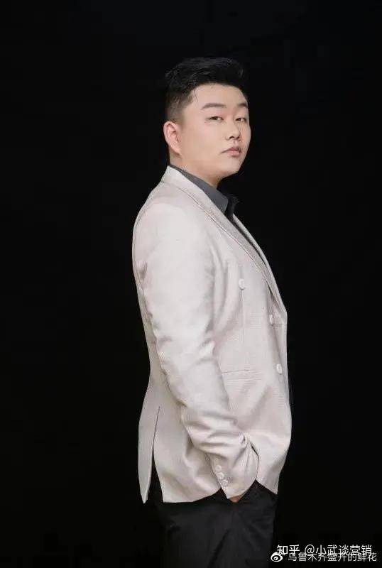 赵泽宇老师:不要在乱用护肤品了,有些后果你想不到!_皮肤_成分表_问题