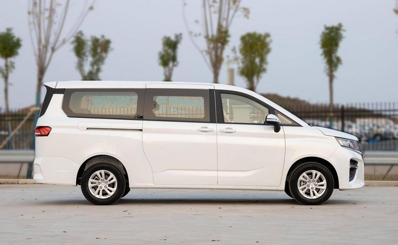 18万元起,平价"埃尔法"?北汽制造王牌mpv开启预售_搜狐汽车_搜狐网