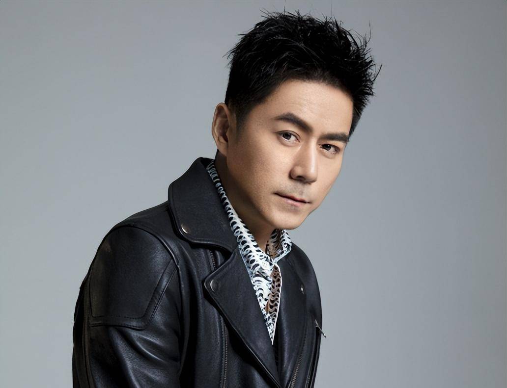 《新世界》《扫黑风暴》等作品中出镜,虽然说常铖的戏份都不算太多