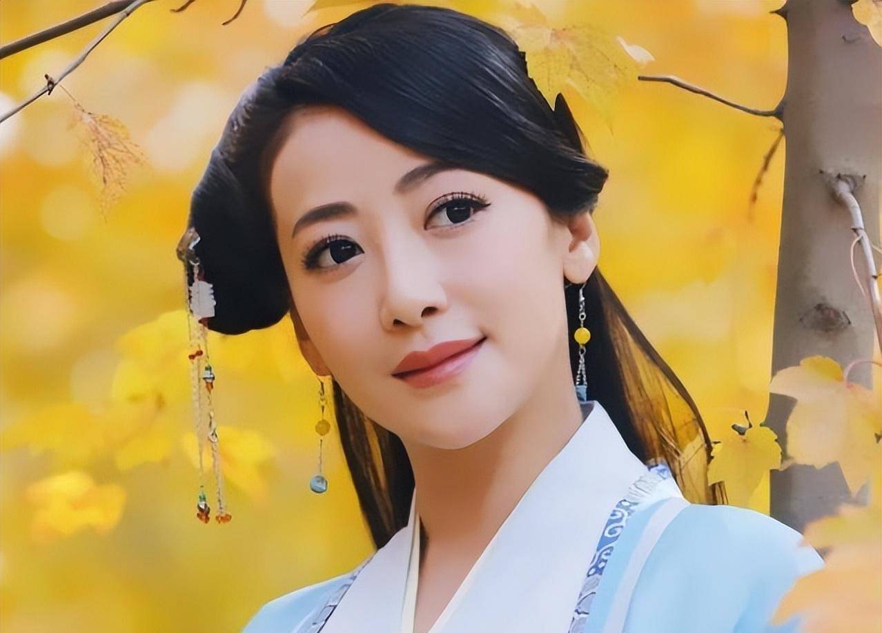 《倚天屠龙记》19年,小昭,殷素素息影多年,赵敏成